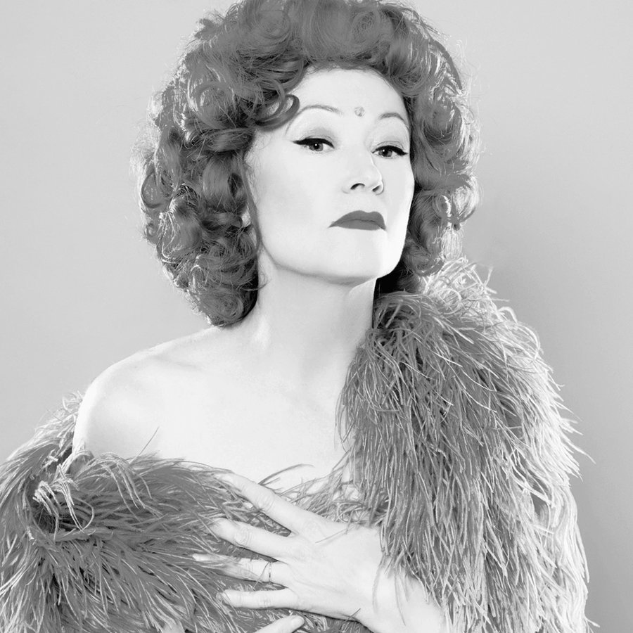 Ann Magnuson